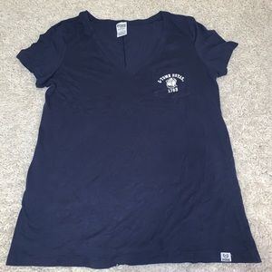PINK Victoria’s Secret Georgetown Hoyas v - neck